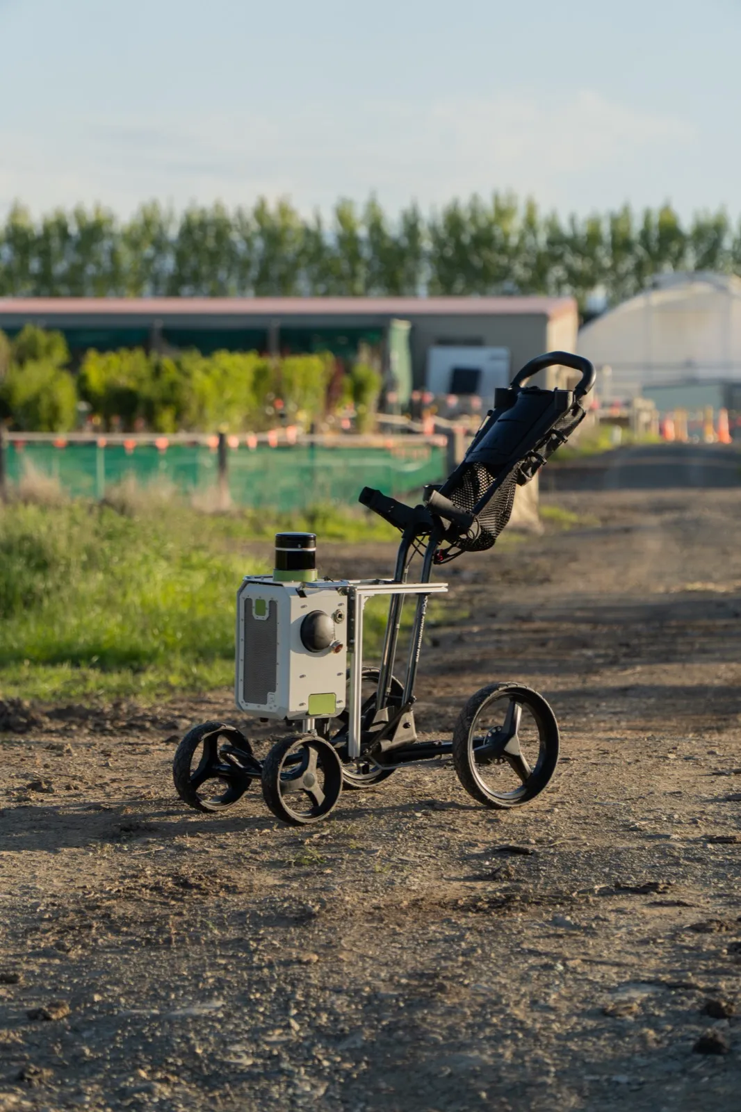 The moss kit on a push cart